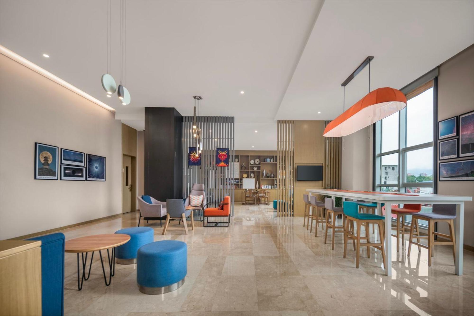 Holiday Inn Express - Xichang City Center By Ihg מראה חיצוני תמונה