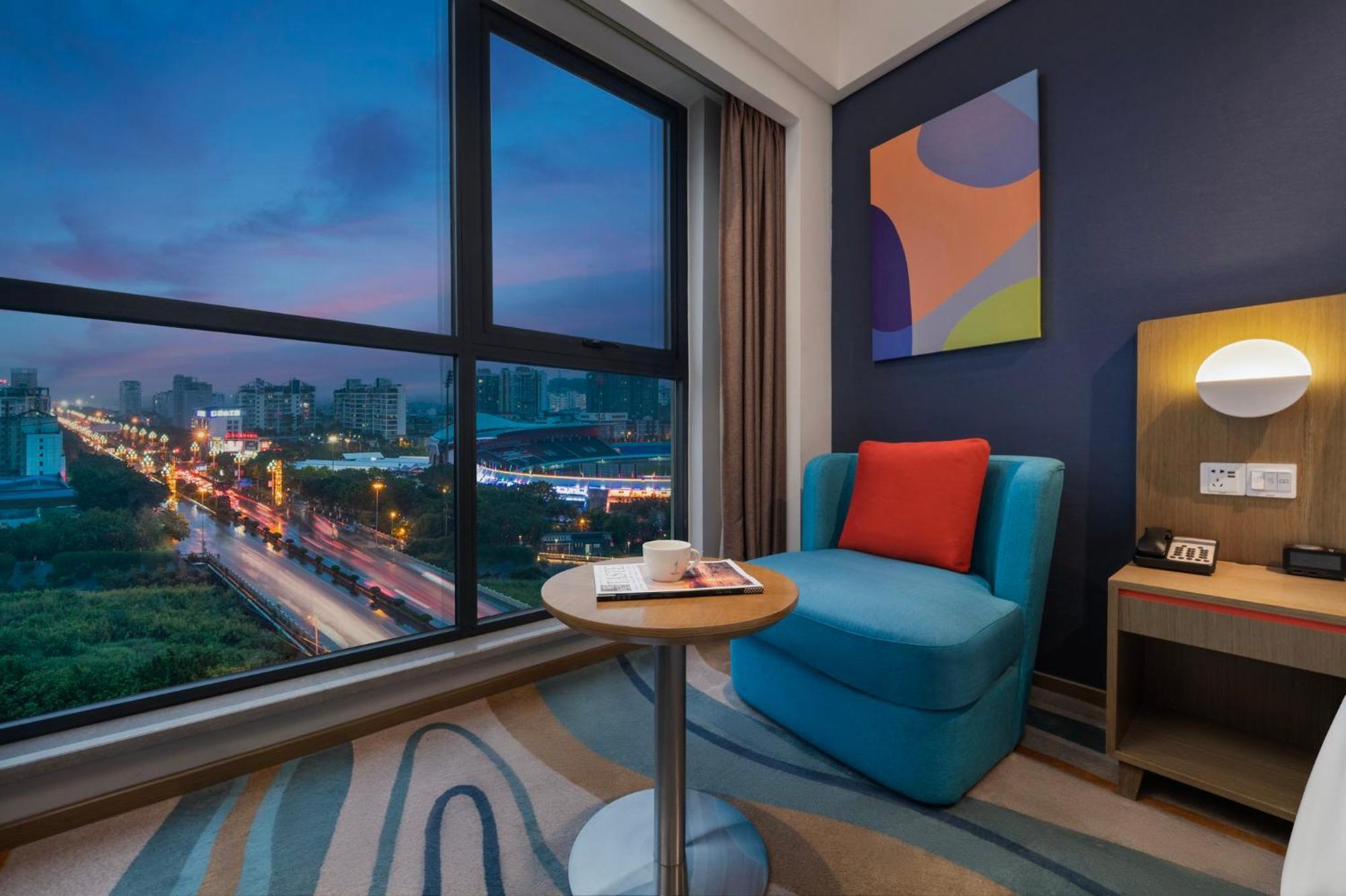 Holiday Inn Express - Xichang City Center By Ihg מראה חיצוני תמונה