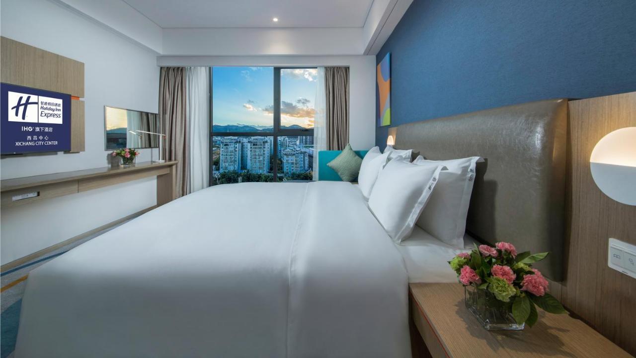 Holiday Inn Express - Xichang City Center By Ihg מראה חיצוני תמונה