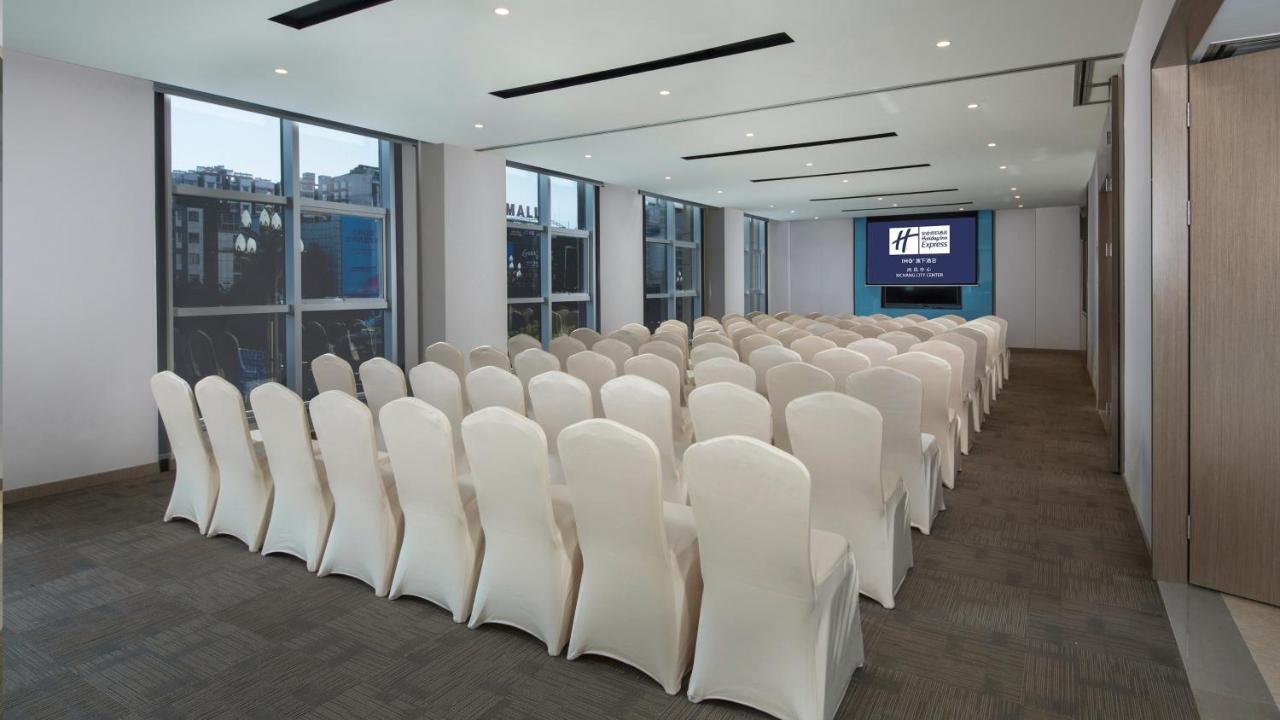Holiday Inn Express - Xichang City Center By Ihg מראה חיצוני תמונה